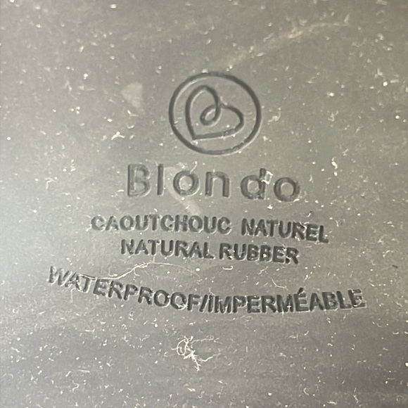 Blondo Camila Waterproof Leather Boots Black Buckle Details Moto Boho Size 9.5 - Picture 12 of 12